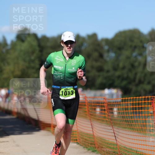 07.09.2025 - 19. Norderstedt Triathlon Michael Strokosch http://msf.ph/oto/8801370 07.09.2025 14:52:21 Laufen 1013 meine-sportfotos.de