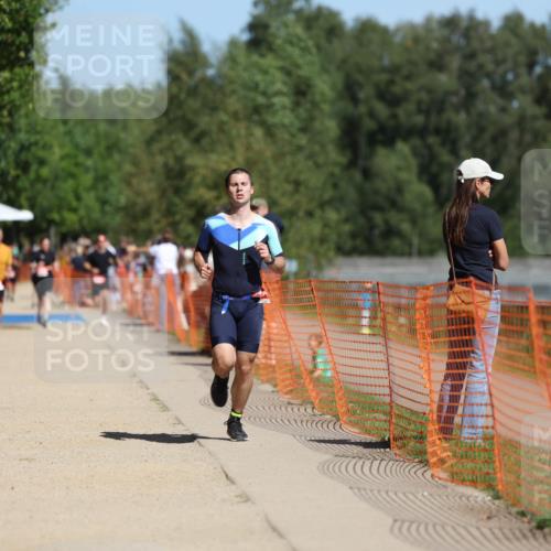 07.09.2025 - 19. Norderstedt Triathlon Michael Strokosch http://msf.ph/oto/8801385 07.09.2025 12:32:03 Laufen 201, 741 meine-sportfotos.de