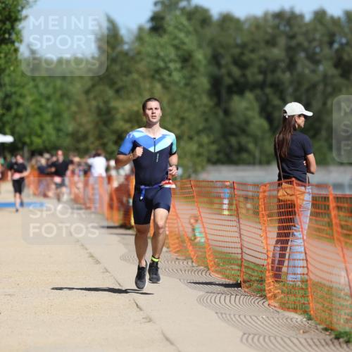 07.09.2025 - 19. Norderstedt Triathlon Michael Strokosch http://msf.ph/oto/8801397 07.09.2025 12:32:04 Laufen 201, 741 meine-sportfotos.de