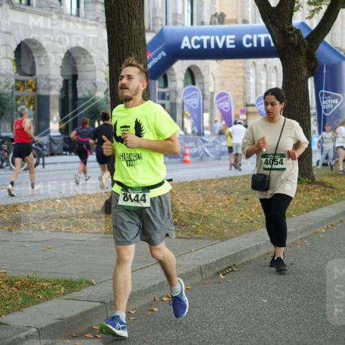 07.09.2025 - BARMER Alsterlauf Yannick Fuchs http://msf.ph/oto/8801517 07.09.2025 11:49:52 Laufen 4054, 8144, 1010 meine-sportfotos.de