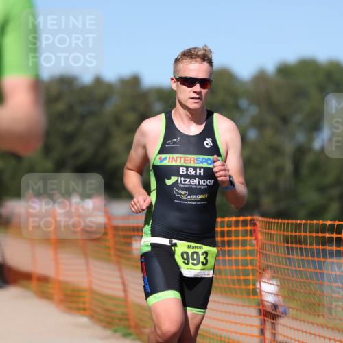 07.09.2025 - 19. Norderstedt Triathlon Michael Strokosch http://msf.ph/oto/8801523 07.09.2025 14:52:35 Laufen 993, 1029, 1468 meine-sportfotos.de