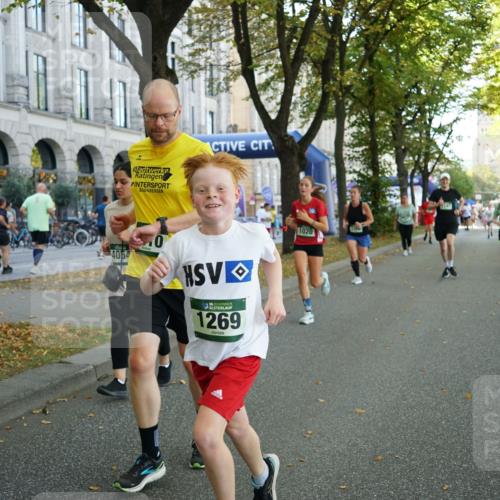 07.09.2025 - BARMER Alsterlauf Yannick Fuchs http://msf.ph/oto/8801542 07.09.2025 11:49:54 Laufen 4054, 0, 36, 1269, 1020 meine-sportfotos.de