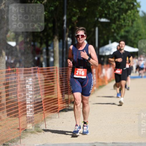 07.09.2025 - 19. Norderstedt Triathlon Michael Strokosch http://msf.ph/oto/8801568 07.09.2025 12:32:13 Laufen 164, 216, 234 meine-sportfotos.de