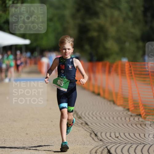 07.09.2025 - 19. Norderstedt Triathlon Michael Strokosch http://msf.ph/oto/8801577 07.09.2025 10:58:51 Laufen 85, 1113 meine-sportfotos.de