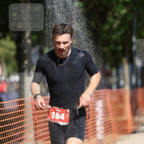 07.09.2025 - 19. Norderstedt Triathlon Michael Strokosch http://msf.ph/oto/8801669 07.09.2025 12:32:17 Laufen 164, 216, 234, 1349 meine-sportfotos.de