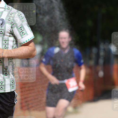 07.09.2025 - 19. Norderstedt Triathlon Michael Strokosch http://msf.ph/oto/8801734 07.09.2025 13:10:18 Laufen 309, 345, 766 meine-sportfotos.de