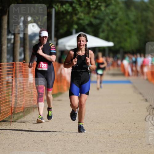 07.09.2025 - 19. Norderstedt Triathlon Michael Strokosch http://msf.ph/oto/8801756 07.09.2025 10:59:16 Laufen 64, 83, 1123 meine-sportfotos.de