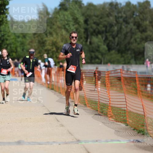 07.09.2025 - 19. Norderstedt Triathlon Michael Strokosch http://msf.ph/oto/8801773 07.09.2025 13:10:37 Laufen 208, 209, 247 meine-sportfotos.de