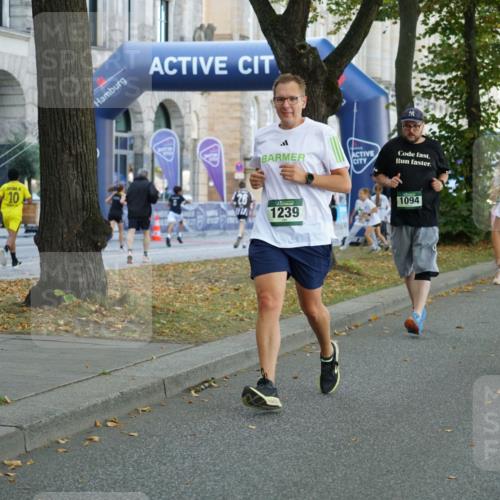 07.09.2025 - BARMER Alsterlauf Yannick Fuchs http://msf.ph/oto/8801793 07.09.2025 11:50:10 Laufen 10, 1239, 1094, 1036, 8321 meine-sportfotos.de