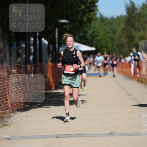 07.09.2025 - 19. Norderstedt Triathlon Michael Strokosch http://msf.ph/oto/8801842 07.09.2025 13:10:41 Laufen 208, 209, 247, 1268 meine-sportfotos.de