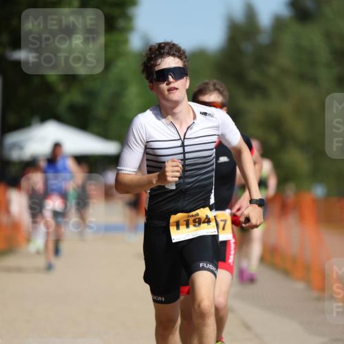 07.09.2025 - 19. Norderstedt Triathlon Michael Strokosch http://msf.ph/oto/8801885 07.09.2025 12:02:50 Laufen 775, 784, 1194, 1207 meine-sportfotos.de