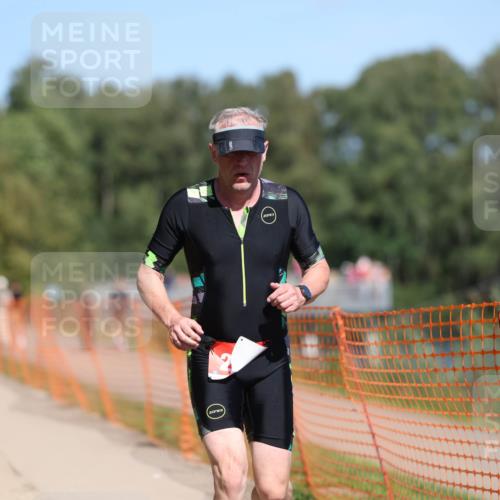 07.09.2025 - 19. Norderstedt Triathlon Michael Strokosch http://msf.ph/oto/8801935 07.09.2025 13:10:44 Laufen 208, 209, 247, 1268 meine-sportfotos.de