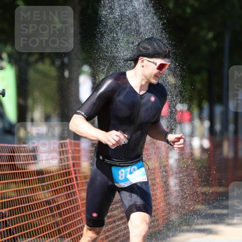 07.09.2025 - 19. Norderstedt Triathlon Michael Strokosch http://msf.ph/oto/8801940 07.09.2025 14:53:11 Laufen 879, 1006, 1406 meine-sportfotos.de