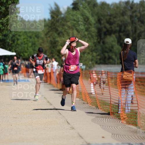 07.09.2025 - 19. Norderstedt Triathlon Michael Strokosch http://msf.ph/oto/8801973 07.09.2025 12:32:43 Laufen 695, 857 meine-sportfotos.de
