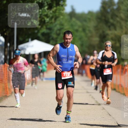 07.09.2025 - 19. Norderstedt Triathlon Michael Strokosch http://msf.ph/oto/8801990 07.09.2025 12:02:55 Laufen 186, 199, 775, 784, 1207 meine-sportfotos.de