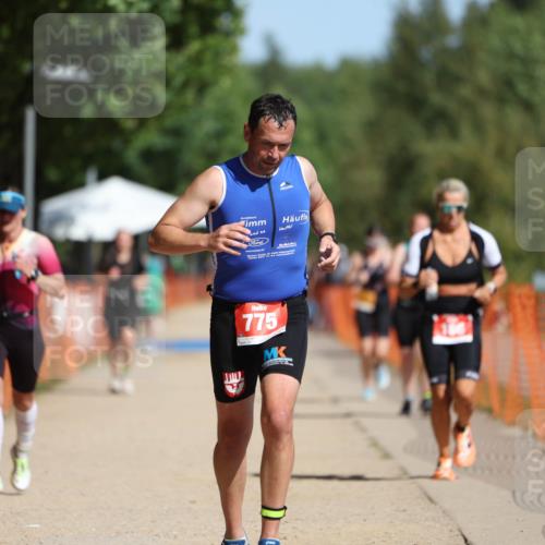 07.09.2025 - 19. Norderstedt Triathlon Michael Strokosch http://msf.ph/oto/8802028 07.09.2025 12:02:56 Laufen 186, 199, 775, 784 meine-sportfotos.de