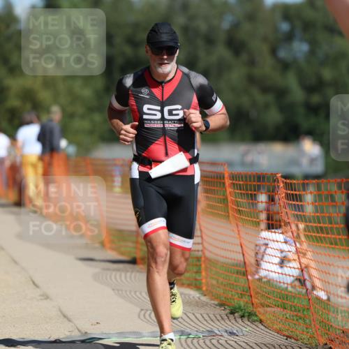 07.09.2025 - 19. Norderstedt Triathlon Michael Strokosch http://msf.ph/oto/8802054 07.09.2025 12:32:49 Laufen 695, 857 meine-sportfotos.de