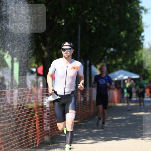 07.09.2025 - 19. Norderstedt Triathlon Michael Strokosch http://msf.ph/oto/8802068 07.09.2025 14:53:20 Laufen 994, 1006, 1401, 1467 meine-sportfotos.de