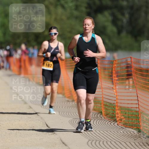 07.09.2025 - 19. Norderstedt Triathlon Michael Strokosch http://msf.ph/oto/8802155 07.09.2025 12:03:03 Laufen 186, 199, 1187, 1313, 1394 meine-sportfotos.de