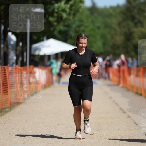 07.09.2025 - 19. Norderstedt Triathlon Michael Strokosch http://msf.ph/oto/8802189 07.09.2025 12:03:05 Laufen 186, 1187, 1313, 1394 meine-sportfotos.de