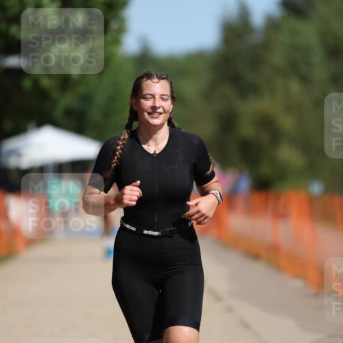 07.09.2025 - 19. Norderstedt Triathlon Michael Strokosch http://msf.ph/oto/8802228 07.09.2025 12:03:07 Laufen 1187, 1313, 1394 meine-sportfotos.de