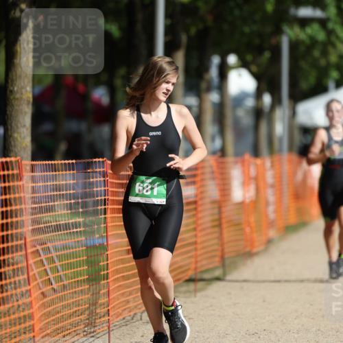 07.09.2025 - 19. Norderstedt Triathlon Michael Strokosch http://msf.ph/oto/8802280 07.09.2025 10:59:53 Laufen 61, 681, 683, 691 meine-sportfotos.de