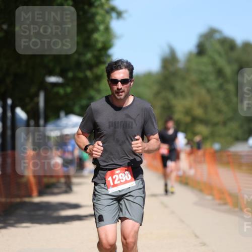 07.09.2025 - 19. Norderstedt Triathlon Michael Strokosch http://msf.ph/oto/8802289 07.09.2025 13:11:05 Laufen 137, 188, 214, 762, 1290 meine-sportfotos.de
