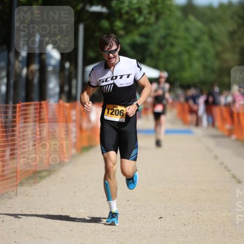 07.09.2025 - 19. Norderstedt Triathlon Michael Strokosch http://msf.ph/oto/8802310 07.09.2025 12:03:14 Laufen 1206 meine-sportfotos.de