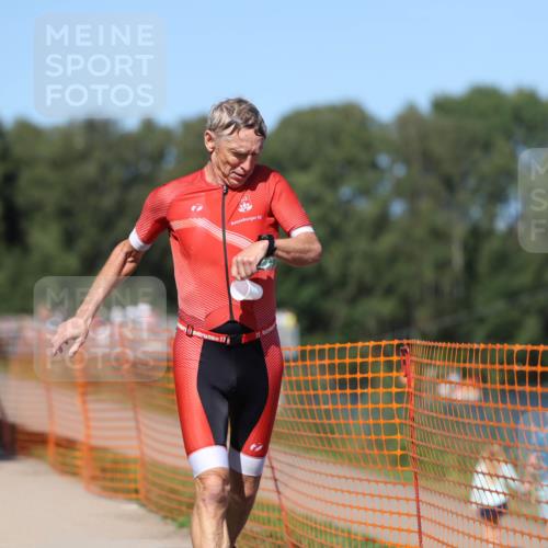07.09.2025 - 19. Norderstedt Triathlon Michael Strokosch http://msf.ph/oto/8802331 07.09.2025 14:53:39 Laufen 977 meine-sportfotos.de