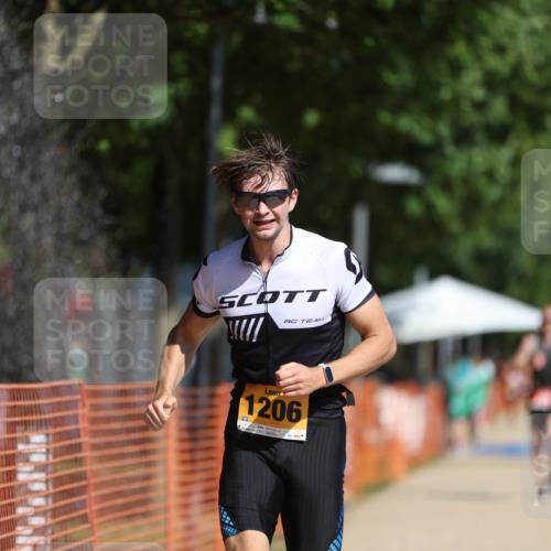 07.09.2025 - 19. Norderstedt Triathlon Michael Strokosch http://msf.ph/oto/8802346 07.09.2025 12:03:15 Laufen 1206 meine-sportfotos.de