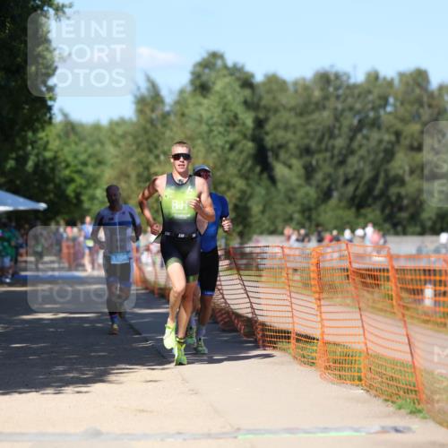 07.09.2025 - 19. Norderstedt Triathlon Michael Strokosch http://msf.ph/oto/8802353 07.09.2025 14:53:46 Laufen 996, 1008, 1456, 1471 meine-sportfotos.de