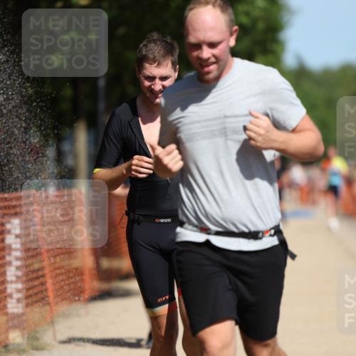 07.09.2025 - 19. Norderstedt Triathlon Michael Strokosch http://msf.ph/oto/8802361 07.09.2025 12:33:17 Laufen 782, 801, 1223, 1241, 1265 meine-sportfotos.de
