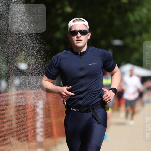 07.09.2025 - 19. Norderstedt Triathlon Michael Strokosch http://msf.ph/oto/8802368 07.09.2025 12:33:19 Laufen 782, 801, 1223, 1241, 1265 meine-sportfotos.de