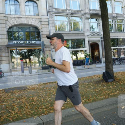 07.09.2025 - BARMER Alsterlauf Yannick Fuchs http://msf.ph/oto/8802376 07.09.2025 11:50:40 Laufen 11 meine-sportfotos.de