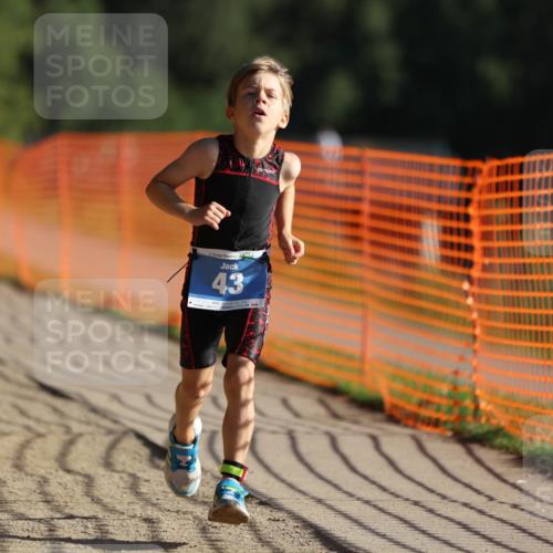 07.09.2025 - 19. Norderstedt Triathlon Michael Strokosch http://msf.ph/oto/8802379 07.09.2025 09:16:56 Laufen 43 meine-sportfotos.de