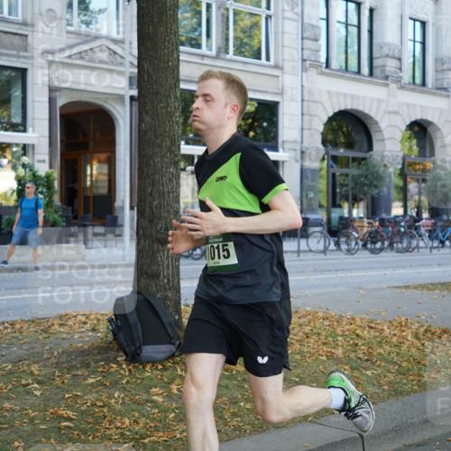 07.09.2025 - BARMER Alsterlauf Yannick Fuchs http://msf.ph/oto/8802401 07.09.2025 11:50:43 Laufen 14, 1, 1015 meine-sportfotos.de