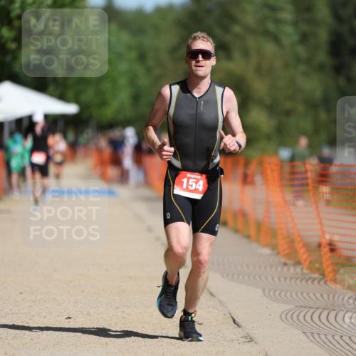 07.09.2025 - 19. Norderstedt Triathlon Michael Strokosch http://msf.ph/oto/8802408 07.09.2025 12:03:23 Laufen 154 meine-sportfotos.de