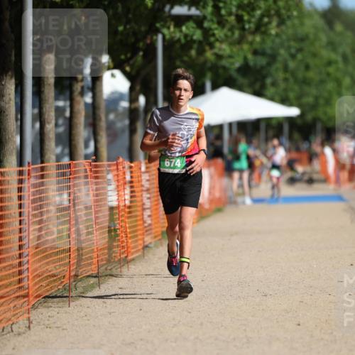 07.09.2025 - 19. Norderstedt Triathlon Michael Strokosch http://msf.ph/oto/8802410 07.09.2025 11:00:02 Laufen 91, 674, 683 meine-sportfotos.de