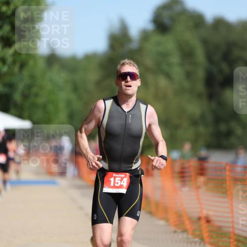 07.09.2025 - 19. Norderstedt Triathlon Michael Strokosch http://msf.ph/oto/8802428 07.09.2025 12:03:23 Laufen 154 meine-sportfotos.de