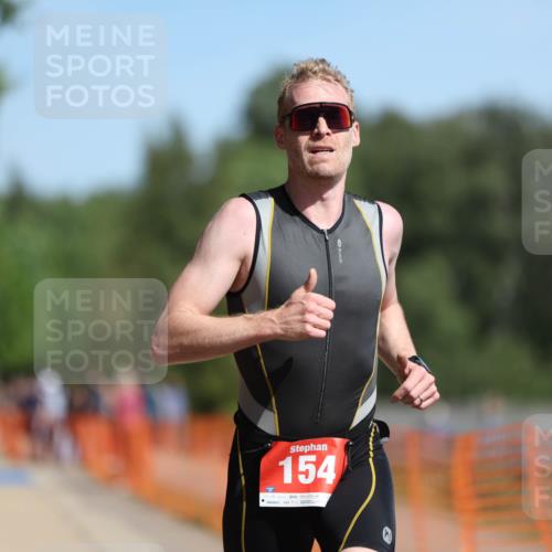 07.09.2025 - 19. Norderstedt Triathlon Michael Strokosch http://msf.ph/oto/8802471 07.09.2025 12:03:25 Laufen 154 meine-sportfotos.de