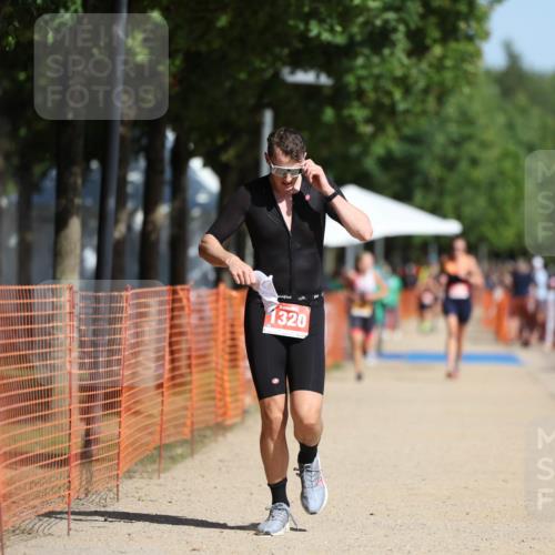 07.09.2025 - 19. Norderstedt Triathlon Michael Strokosch http://msf.ph/oto/8802493 07.09.2025 12:03:32 Laufen 1320 meine-sportfotos.de