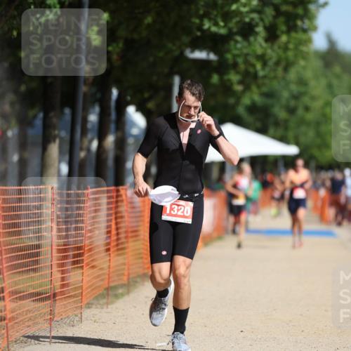 07.09.2025 - 19. Norderstedt Triathlon Michael Strokosch http://msf.ph/oto/8802499 07.09.2025 12:03:33 Laufen 1320 meine-sportfotos.de