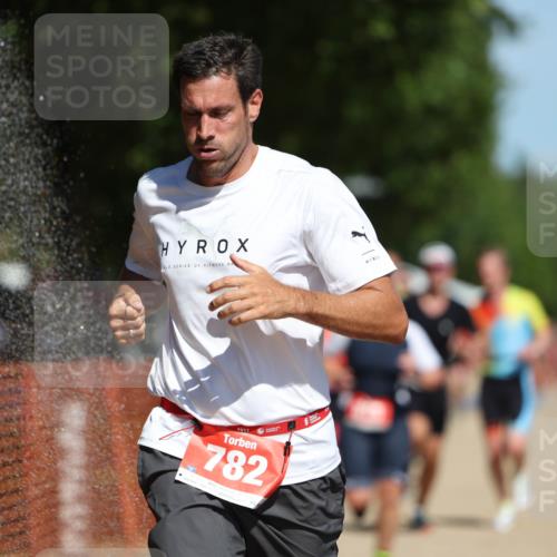 07.09.2025 - 19. Norderstedt Triathlon Michael Strokosch http://msf.ph/oto/8802502 07.09.2025 12:33:25 Laufen 191, 210, 714, 782, 815, 1247, 1265, 1329 meine-sportfotos.de