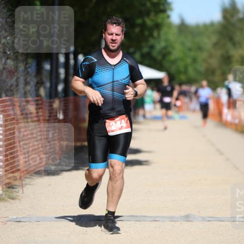 07.09.2025 - 19. Norderstedt Triathlon Michael Strokosch http://msf.ph/oto/8802519 07.09.2025 13:11:24 Laufen 217, 244, 813 meine-sportfotos.de