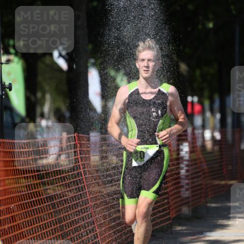 07.09.2025 - 19. Norderstedt Triathlon Michael Strokosch http://msf.ph/oto/8802576 07.09.2025 14:54:01 Laufen 1017, 1040 meine-sportfotos.de