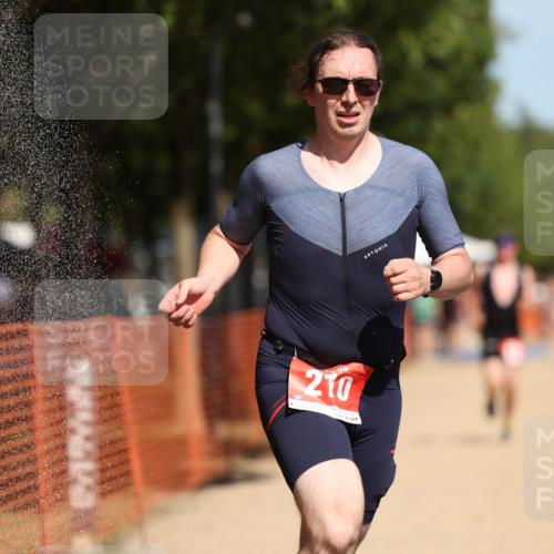 07.09.2025 - 19. Norderstedt Triathlon Michael Strokosch http://msf.ph/oto/8802608 07.09.2025 12:33:32 Laufen 191, 210, 714, 731, 815, 1247, 1272, 1329 meine-sportfotos.de