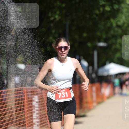 07.09.2025 - 19. Norderstedt Triathlon Michael Strokosch http://msf.ph/oto/8802694 07.09.2025 12:33:36 Laufen 731, 1272 meine-sportfotos.de