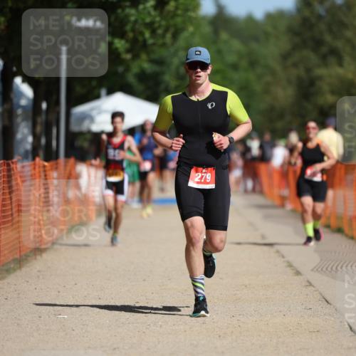 07.09.2025 - 19. Norderstedt Triathlon Michael Strokosch http://msf.ph/oto/8802760 07.09.2025 12:04:02 Laufen 279, 1183 meine-sportfotos.de