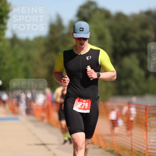 07.09.2025 - 19. Norderstedt Triathlon Michael Strokosch http://msf.ph/oto/8802801 07.09.2025 12:04:05 Laufen 279, 1183, 1278 meine-sportfotos.de