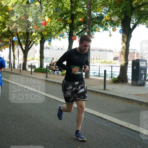 07.09.2025 - BARMER Alsterlauf Yannick Fuchs http://msf.ph/oto/8802837 07.09.2025 11:51:09 Laufen 8371, 1090 meine-sportfotos.de